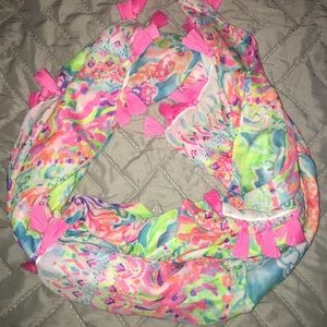 EUC Lilly scarf